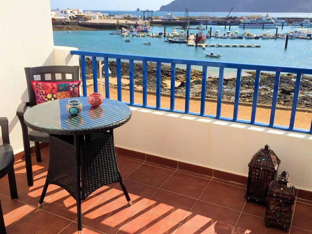 Suite Marrakech Beach, La Graciosa. Caleta de Sebo Exterior photo